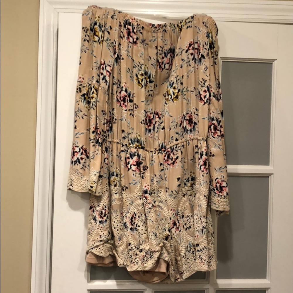 Romper off shoulders